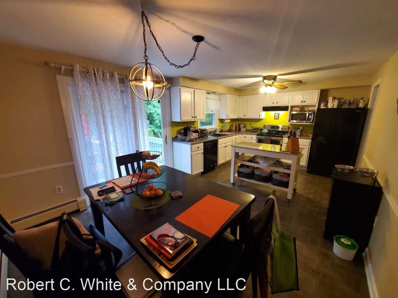 3 Randall Ave - Photo 3 of 19