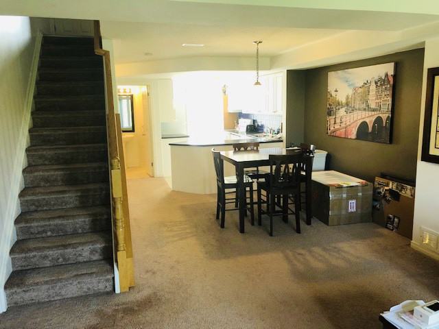 271 Aquaview Dr - Photo 3 of 9