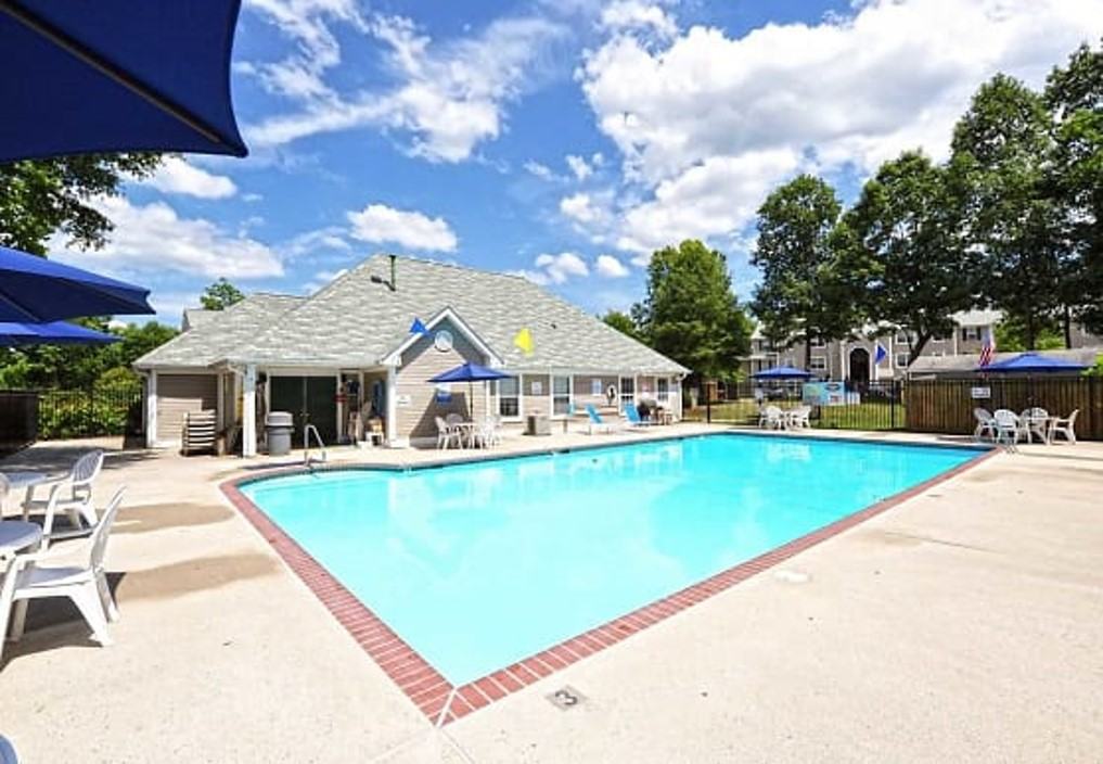 Mallard Cove Apartments 4123 Mallard Landing Circle, Midlothian, VA