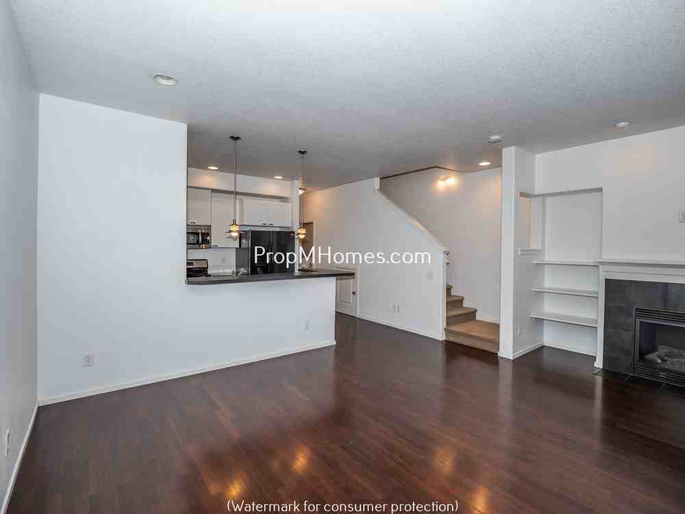 2274 Ne Redelfs Way - Photo 3 of 24