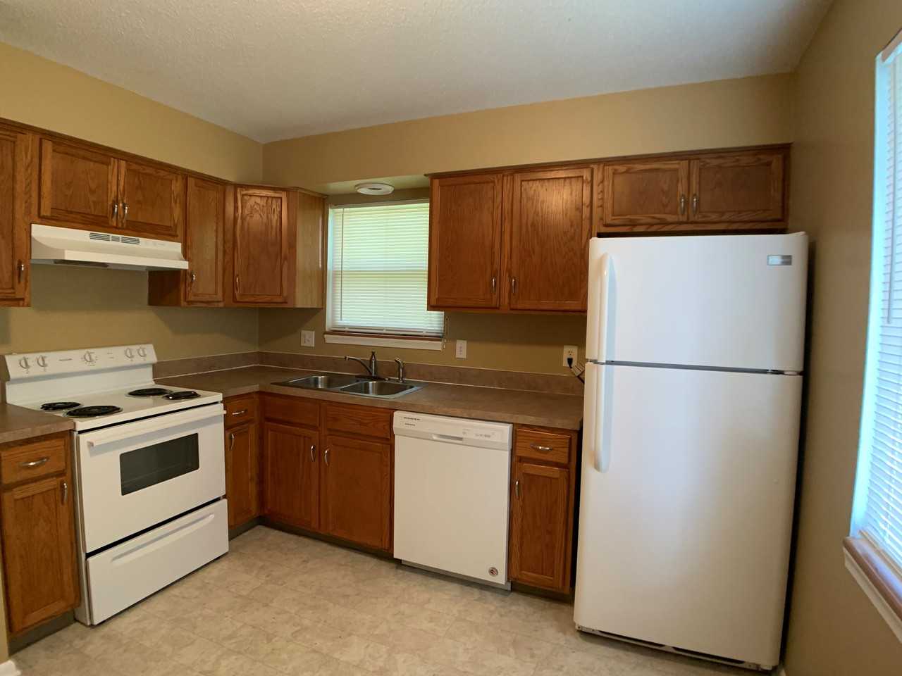 9428 Bluejacket Street - Photo 2 of 11