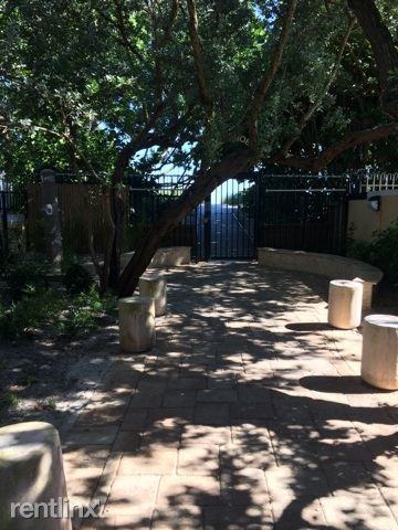 2508 Bay Dr - Photo 2 of 25