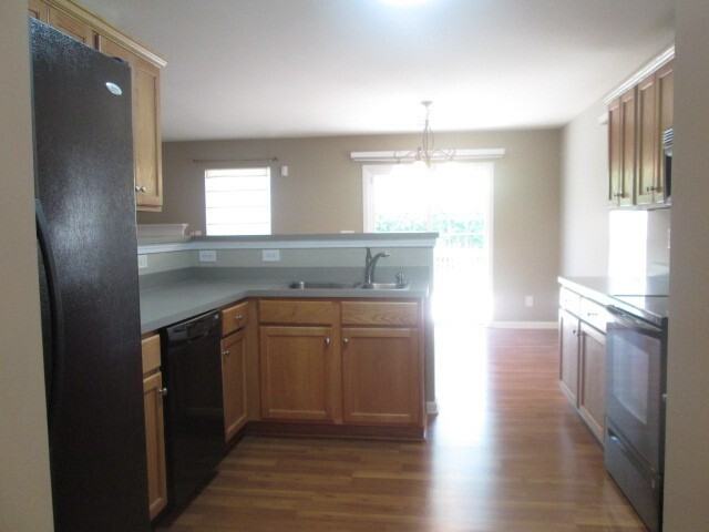 9659 Widespread Ave Nw - Photo 3 of 10