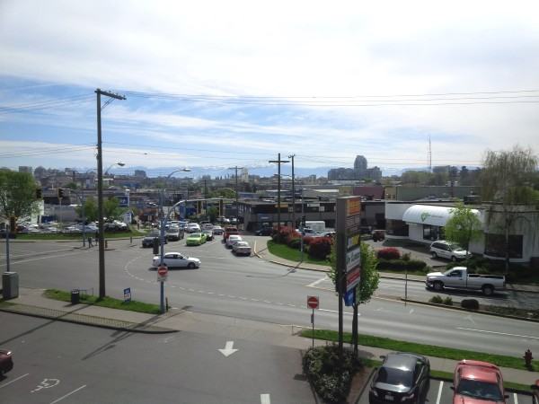 Dunedin Square Apartments 456 Road East 3, Victoria, BC V8T