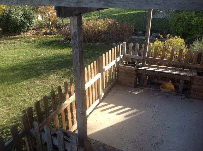 846 Starcrest Dr - Photo 2 of 35