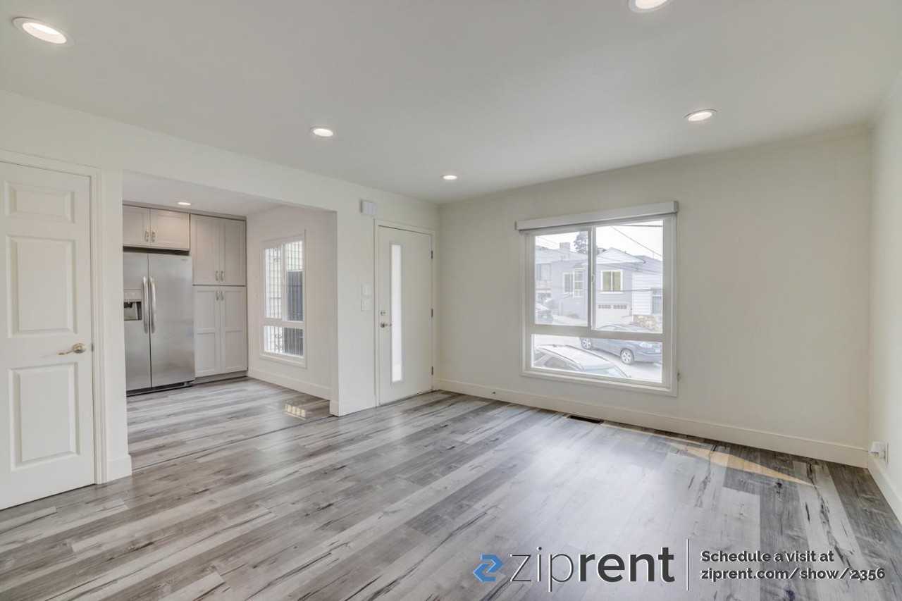 59 Stoneybrook Ave - Photo 2 of 19