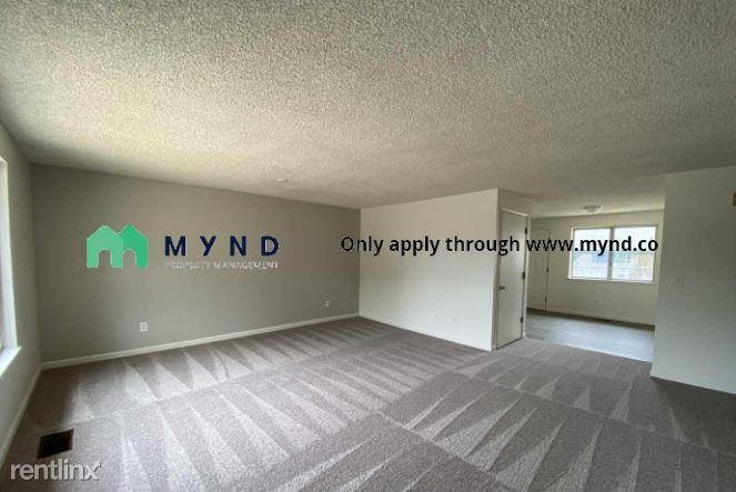 515 Concord Cir - Photo 3 of 14