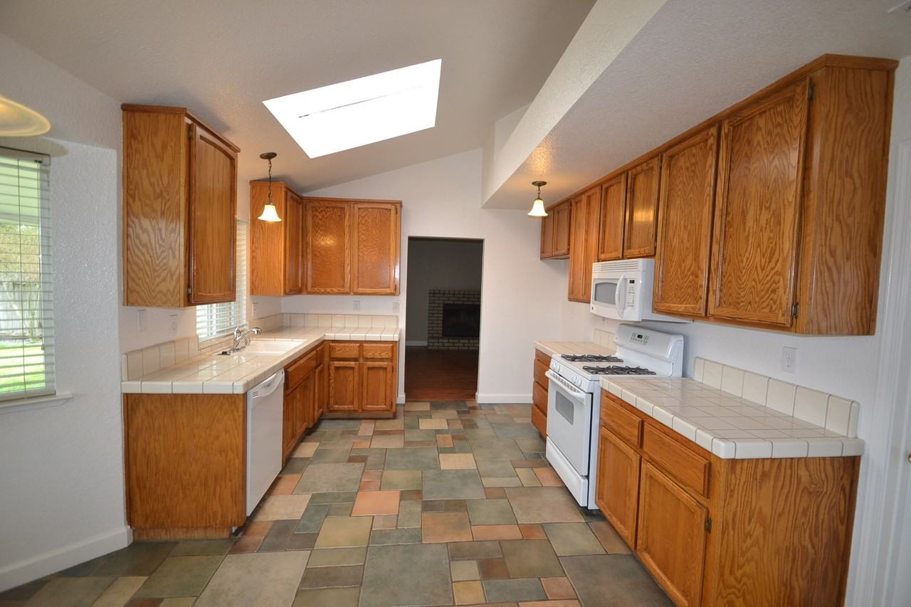 6948 10th St - Photo 2 of 11