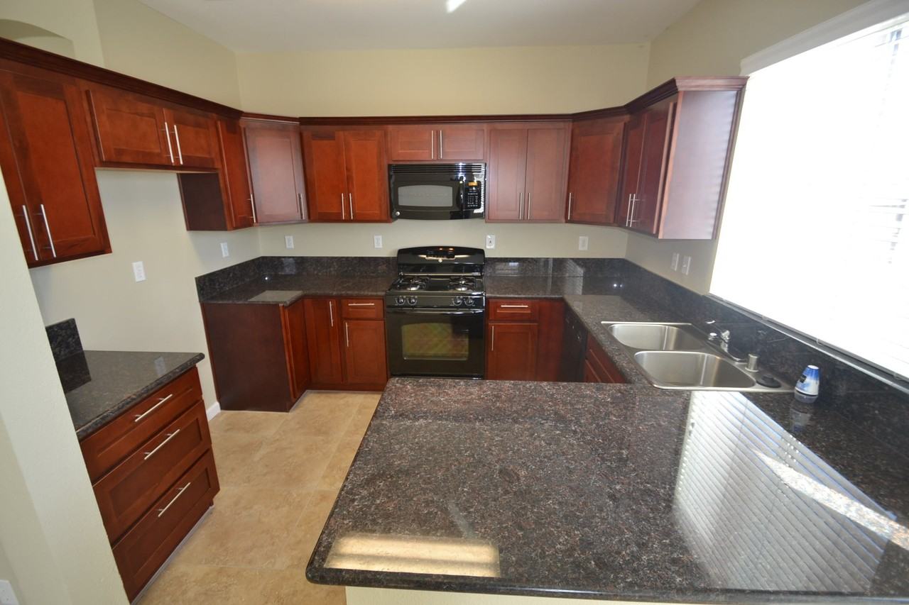 9213 Surlingham Ct - Photo 2 of 7