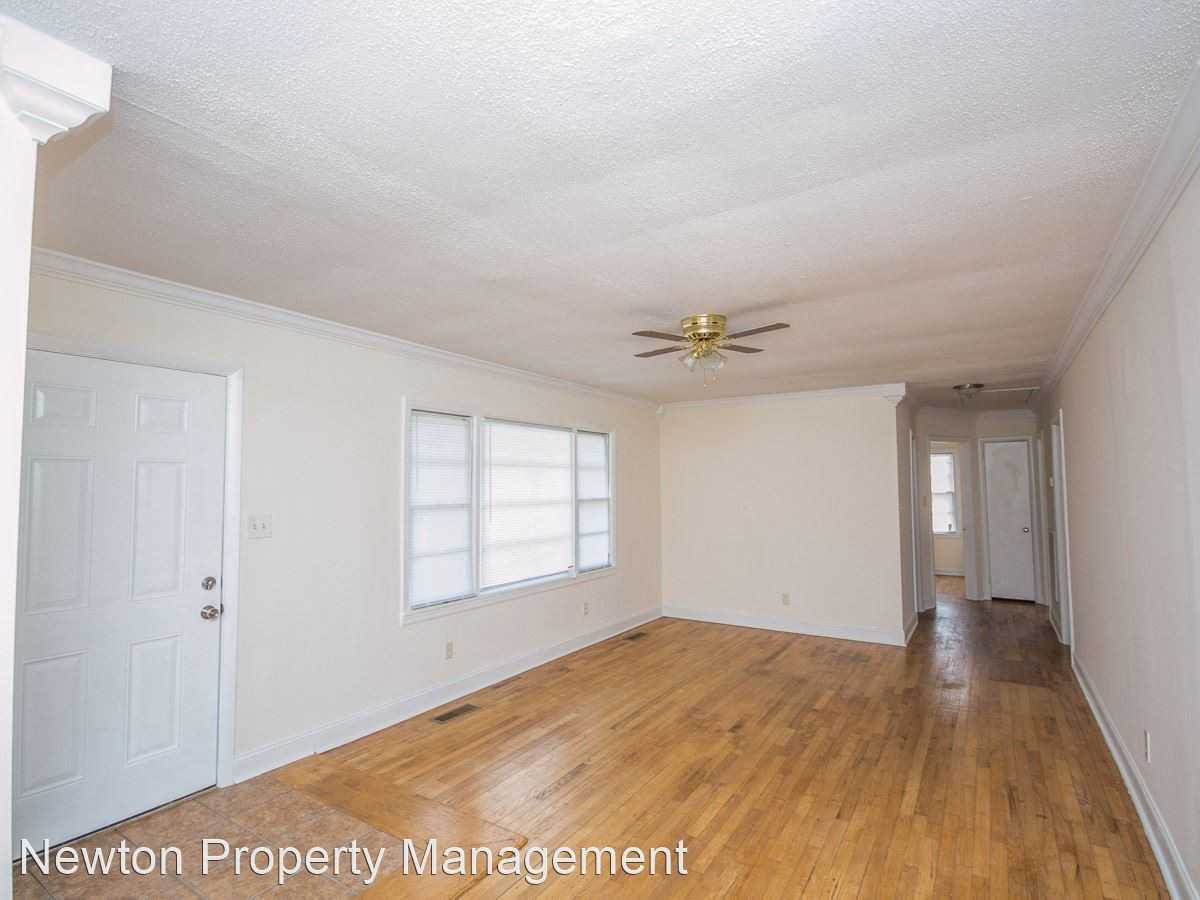 25901 Oak Grove Rd - Photo 2 of 16