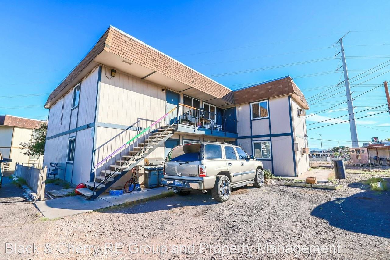 184 Judy Court - Photo 3 of 12