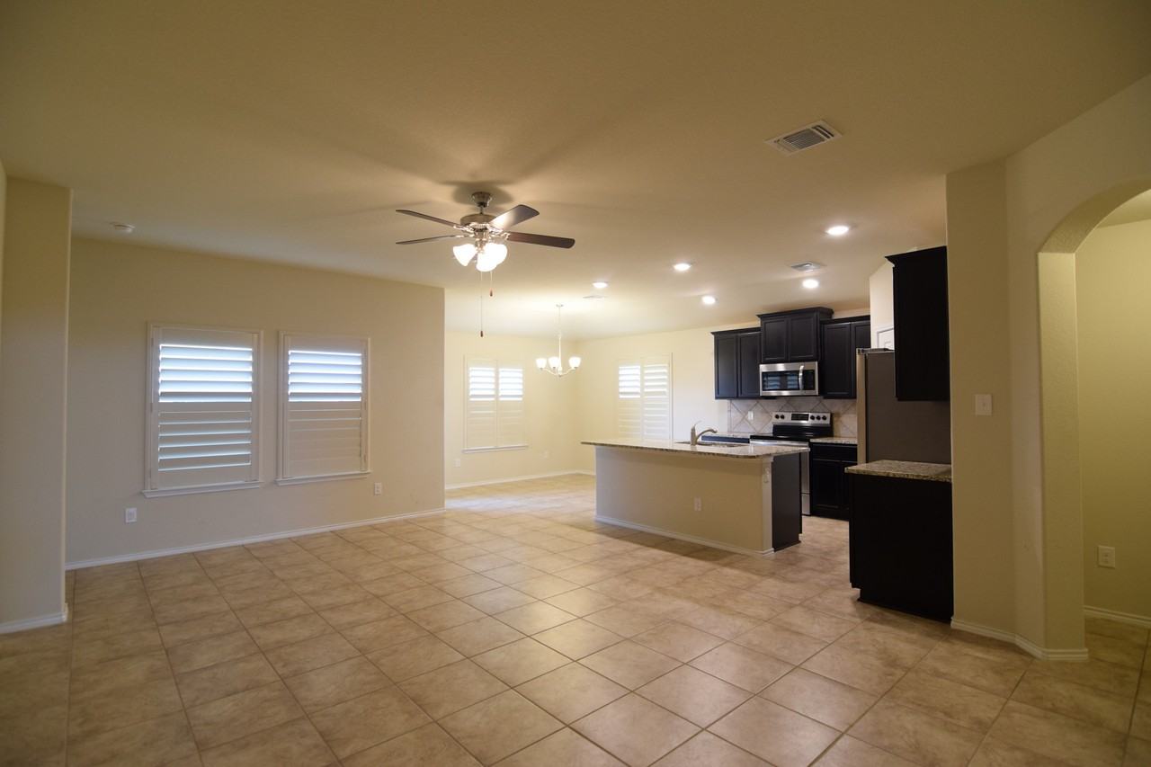 208 Ken Dr - Photo 7 of 21