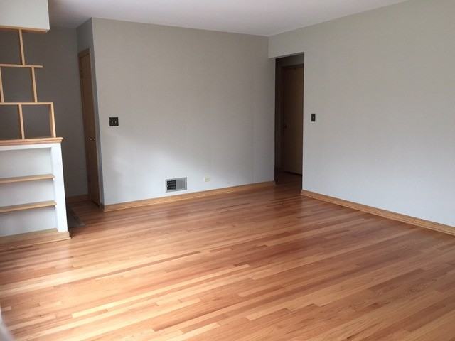 627 Wesley Dr - Photo 3 of 13