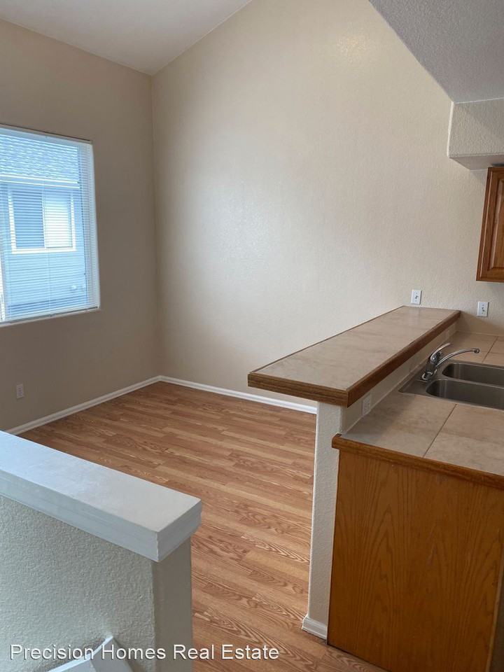 1021 S. Walden Way - Photo 3 of 11