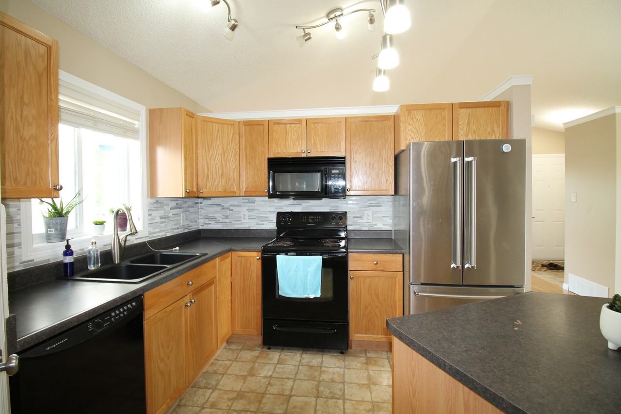 7272 South Terwillegar Dr Nw - Photo 2 of 20