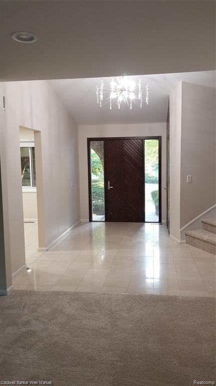 1728 Hiview Ct - Photo 2 of 18