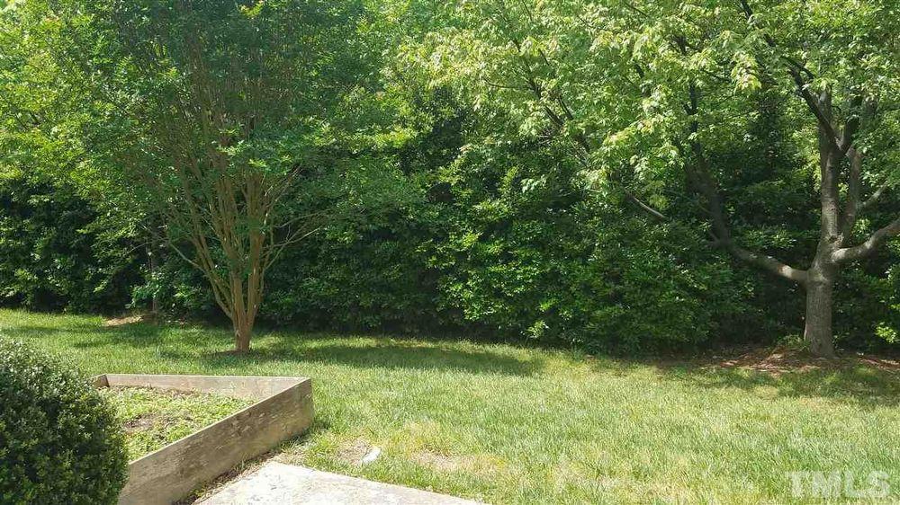 250 Joshua Glen Ln - Photo 2 of 6