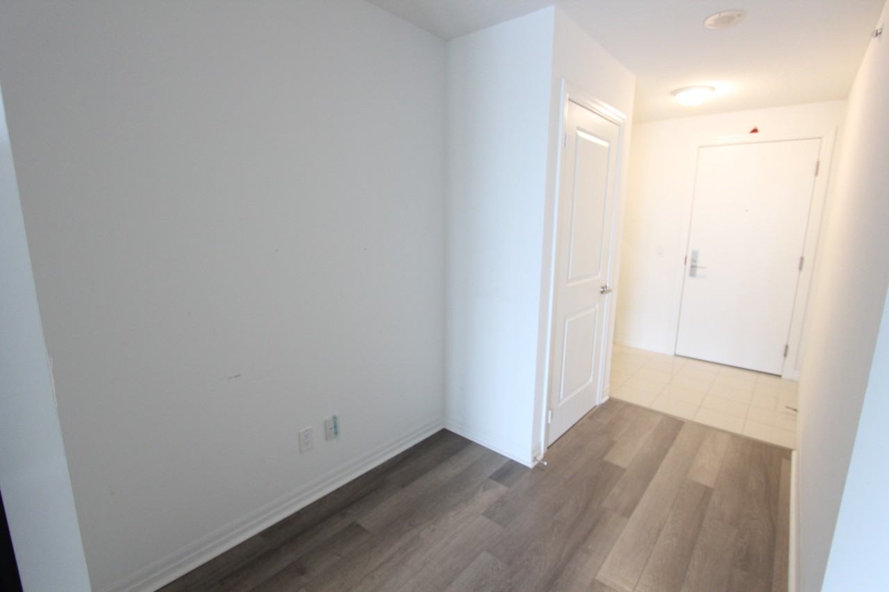 275 Yorkland Road - Photo 2 of 10