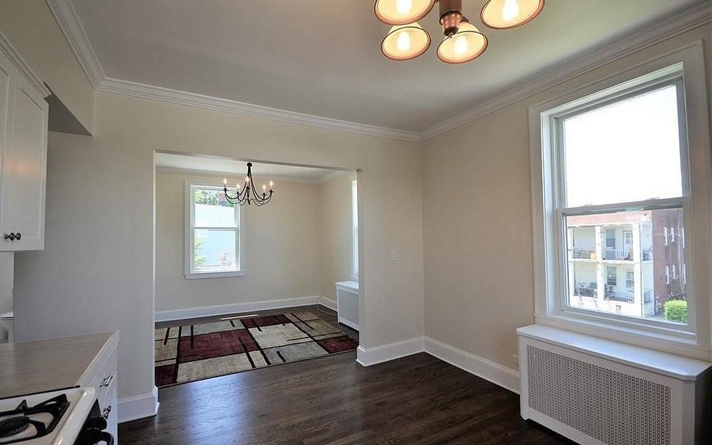 57 Farquhar Avenue - Photo 2 of 8