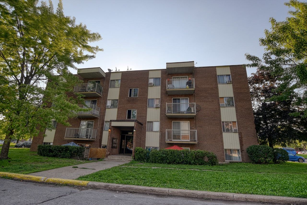 1285 Rue Conefroy, Longueuil, QC J4K 5B4 2 Bedroom Apartment for $1,350 ...