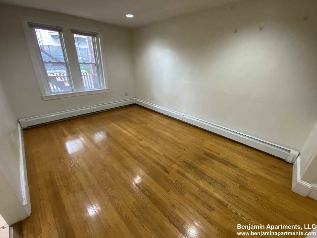 12 Wait Street #2R-CF