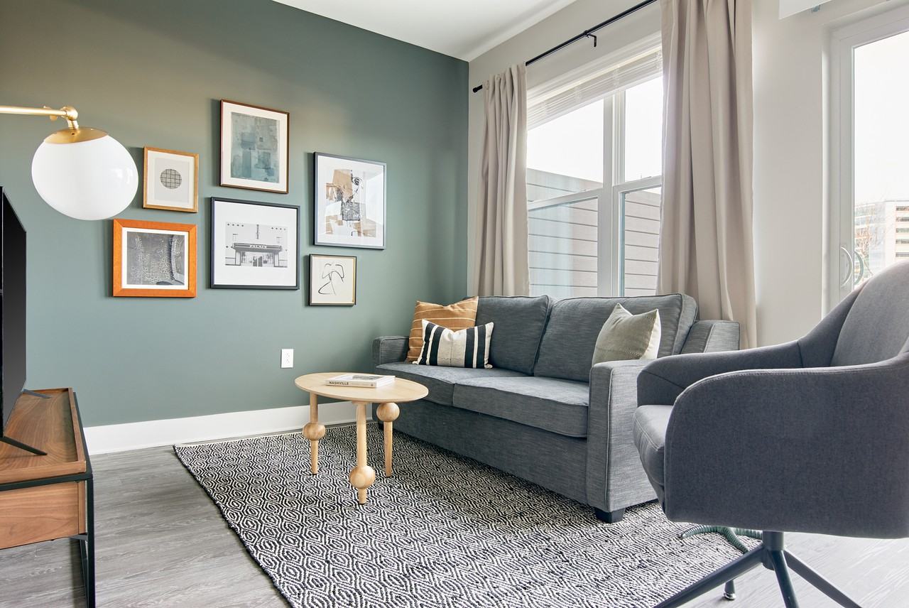 2111 Belcourt Avenue - Photo 2 of 13