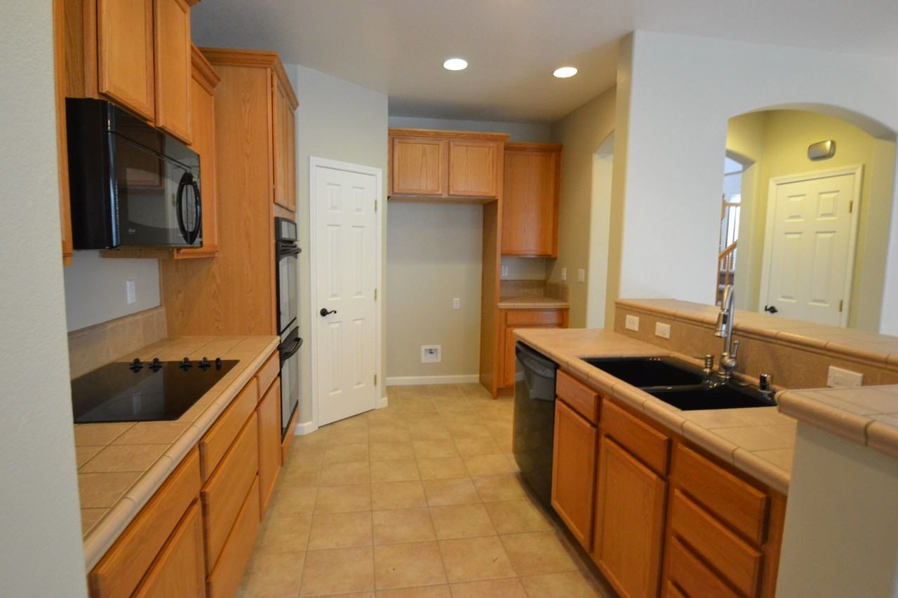 7532 Colbert Dr - Photo 2 of 11