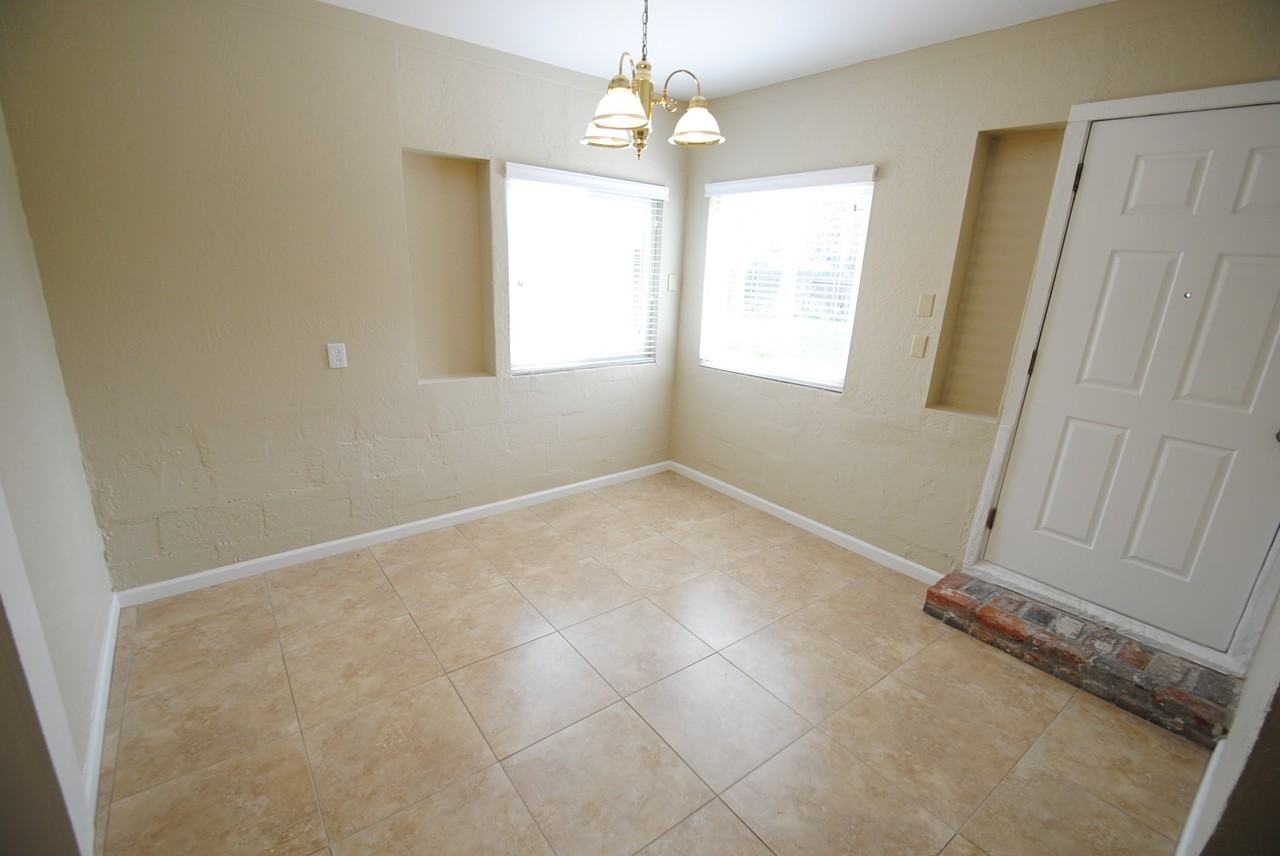 7686 Butte Ave - Photo 3 of 7