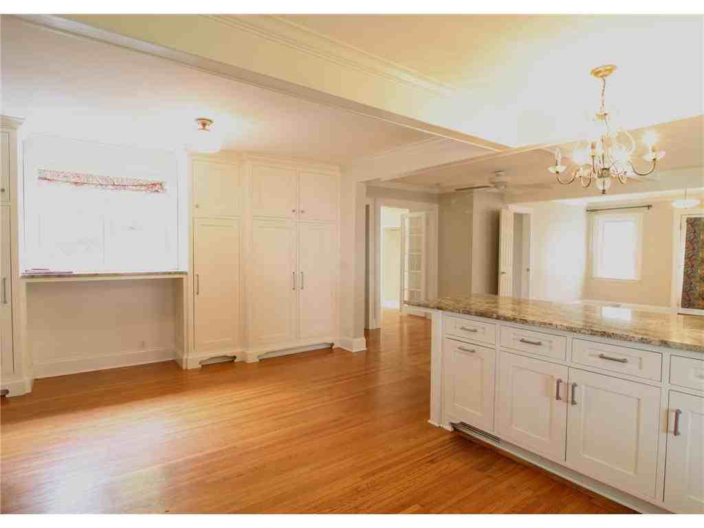 16810 Cottage Grove Avenue - Photo 3 of 14