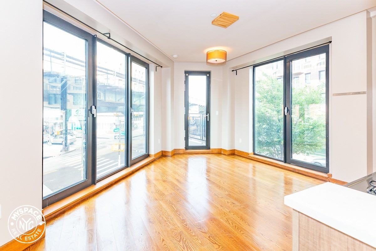 865 Willoughby Ave #5H