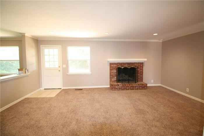 2749 Nw 111th St - Photo 2 of 25