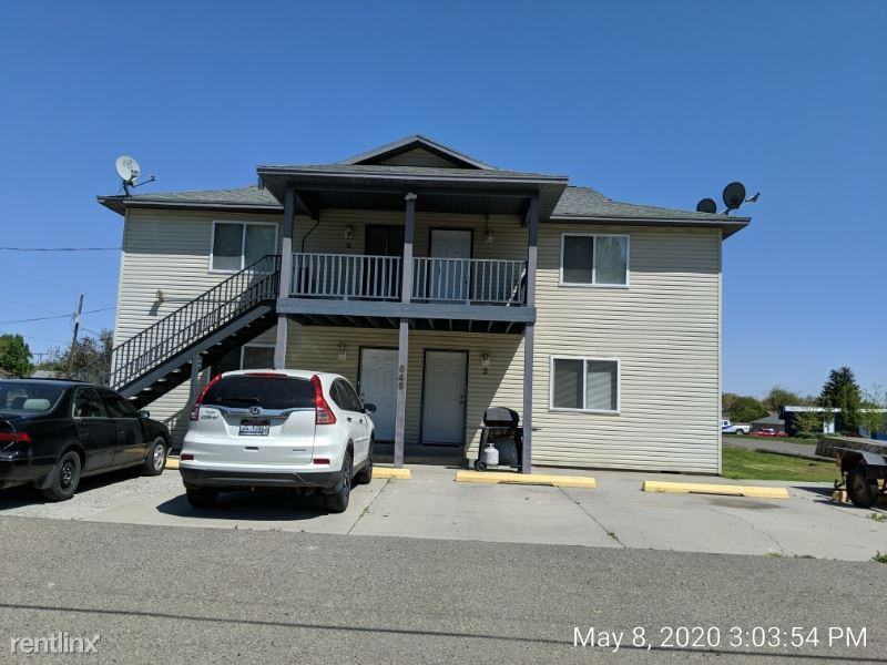 545 545 Shoshone St N 4 - Photo 2 of 20