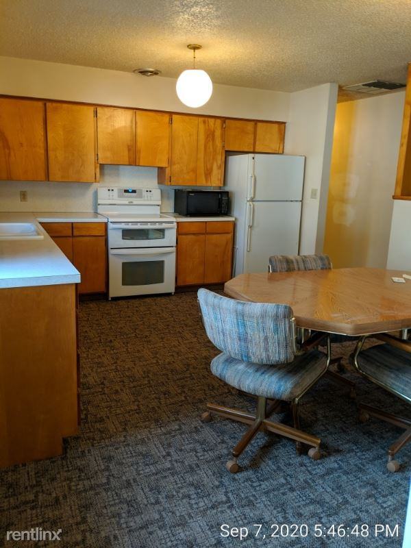 545 2nd Ave E - Photo 3 of 20