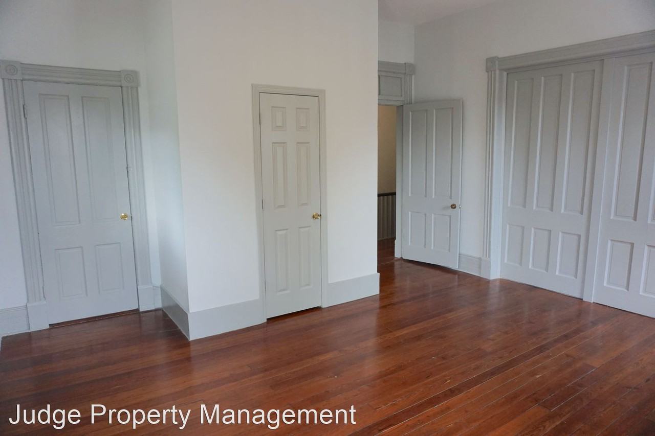 408 E Duffy St - Photo 2 of 11