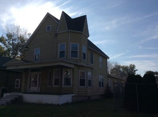 919 Savilla Ave - Photo 2 of 16