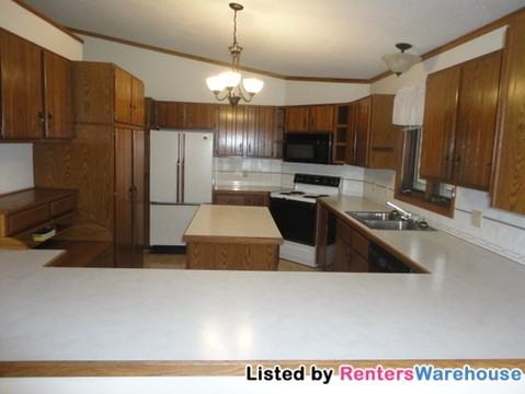 18979 232nd Ave NW - Photo 2 of 12