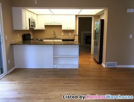 10940 Abbott Ln - Photo 2 of 11