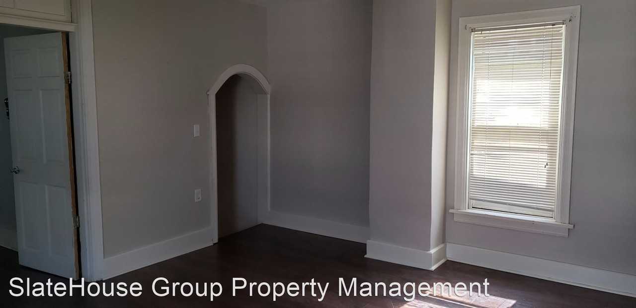 237 E Main St - Photo 3 of 4