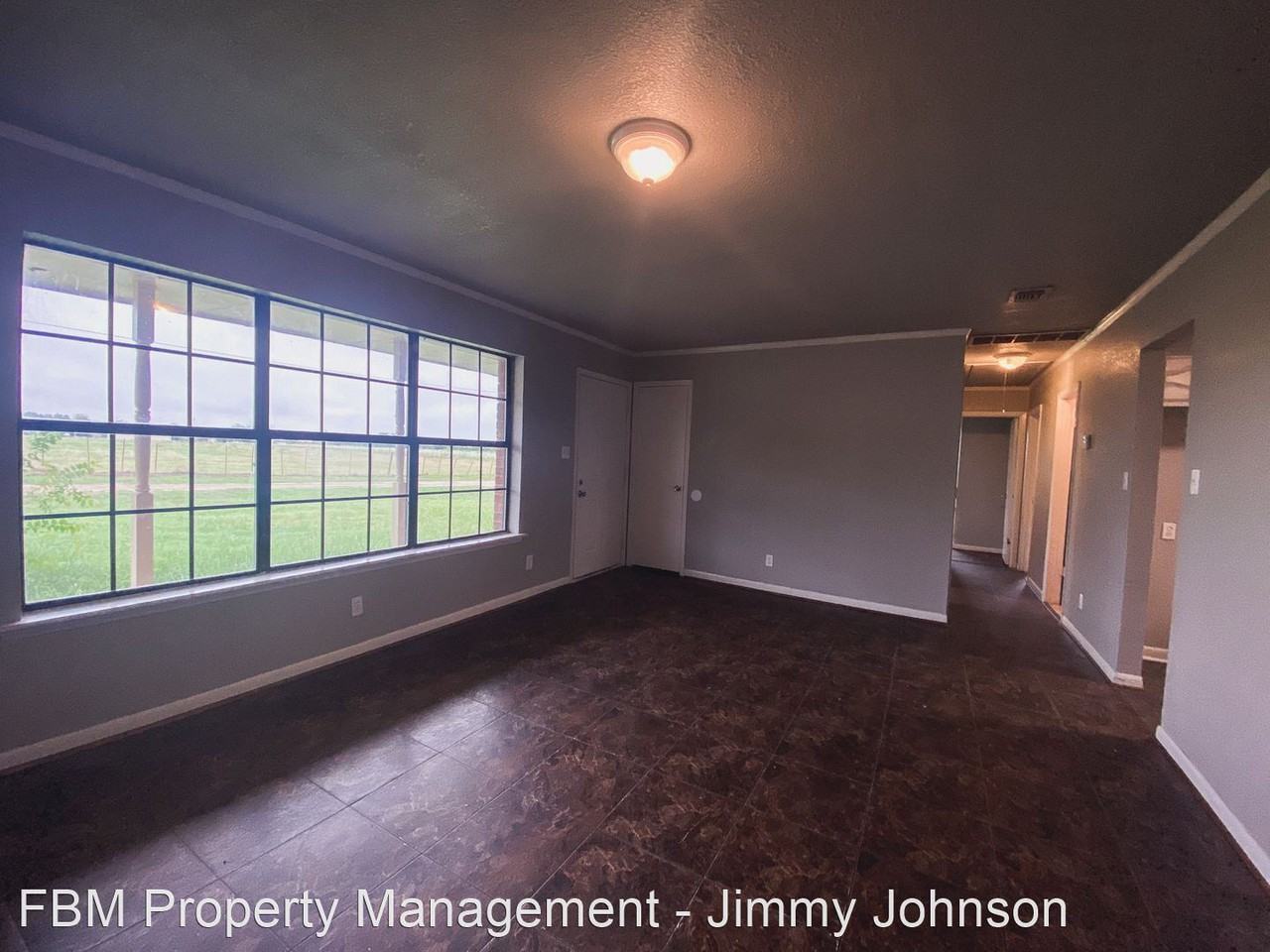 601 601 E Main Street - Photo 3 of 16