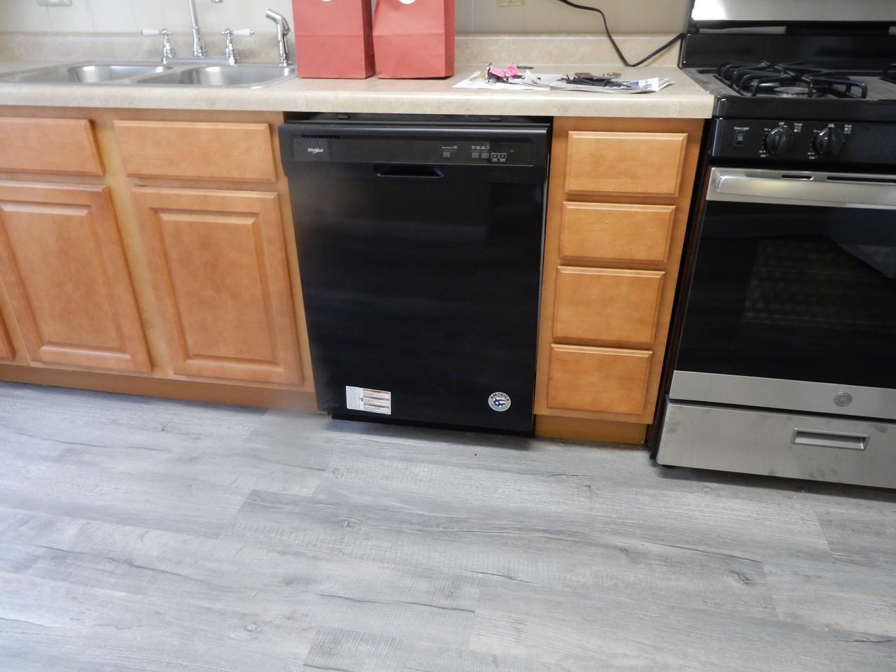 265 S 7th St - Photo 2 of 17