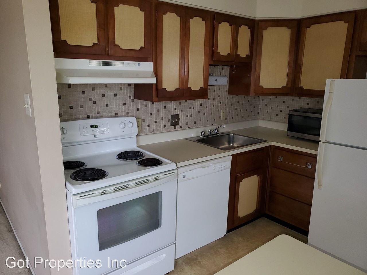 11951 Tesson Ferry Rd #C - Photo 3 of 8