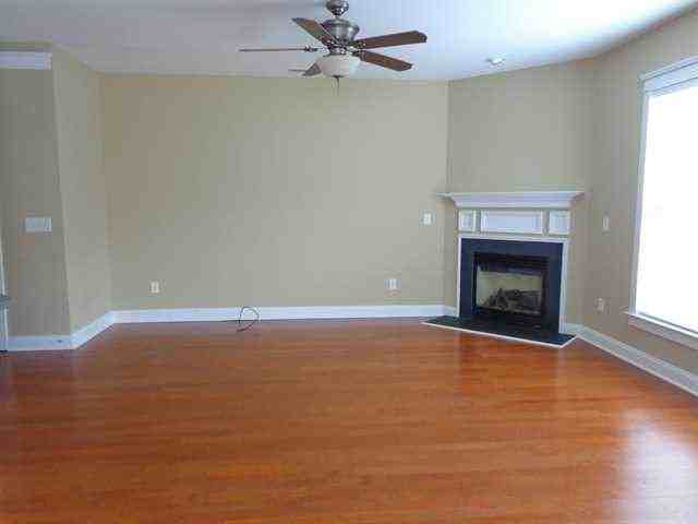 15741 Millbank St - Photo 3 of 13