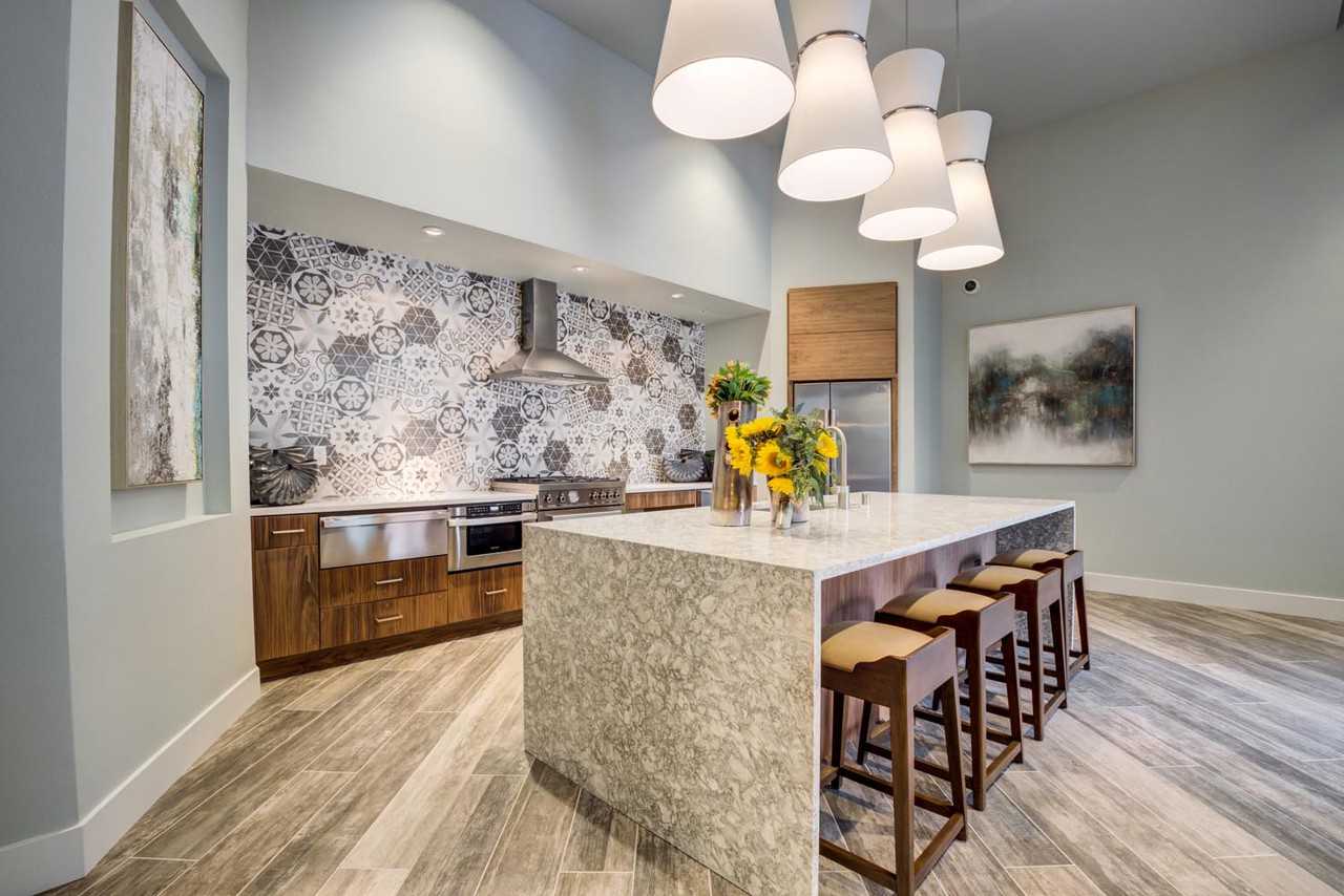 Renaissance Square - Photo 2 of 46