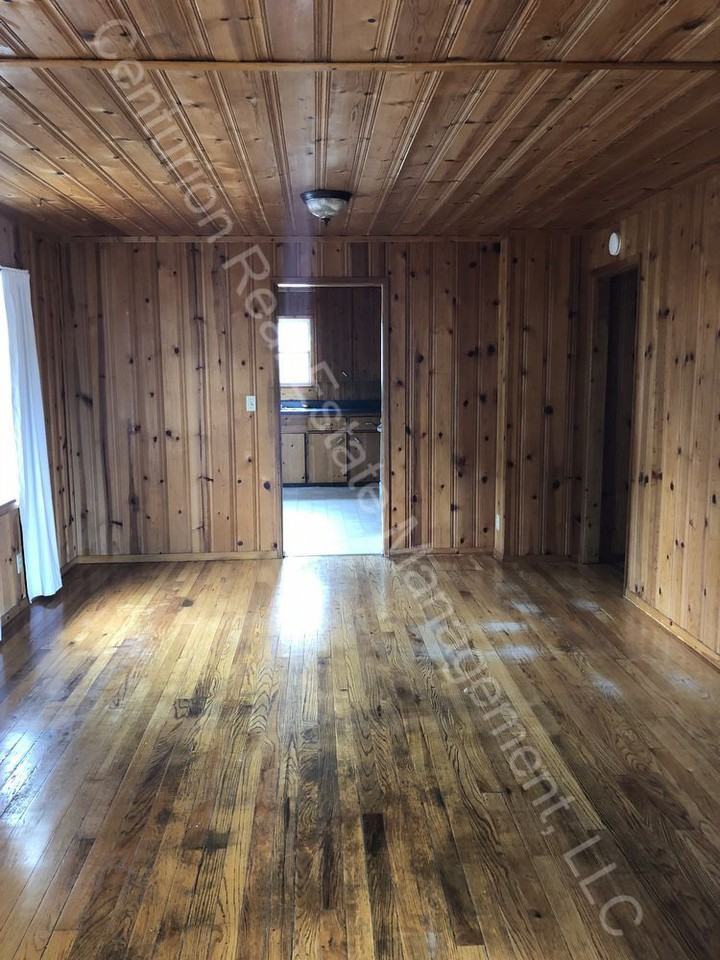 224 Cherry St - Photo 3 of 22