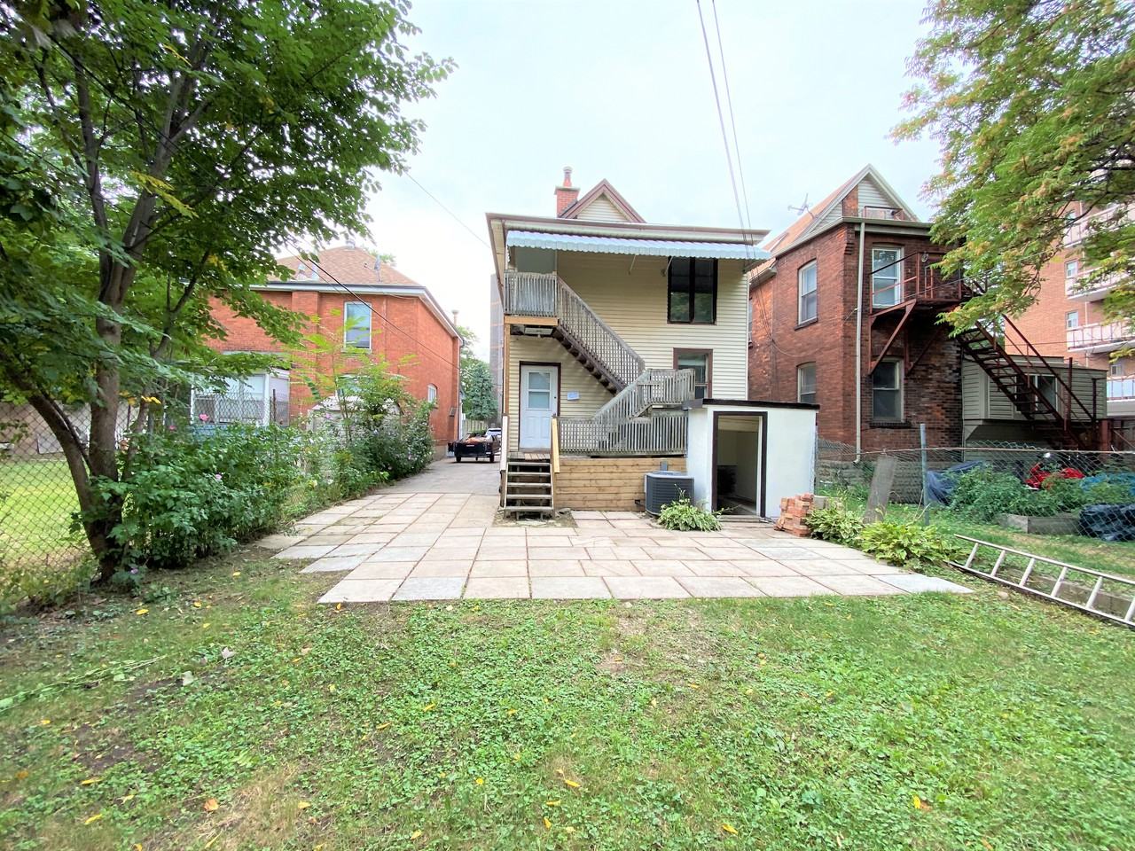 171 East Ave South - Photo 2 of 4