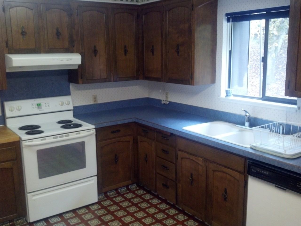 332 SE Walnut Ave - Photo 3 of 19