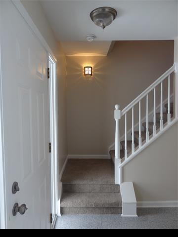 24635 Simmons Dr - Photo 2 of 25