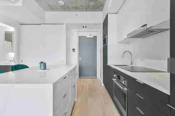 170 Bayview Avenue #2303