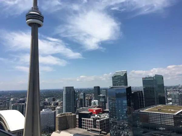 12 York Street #4909