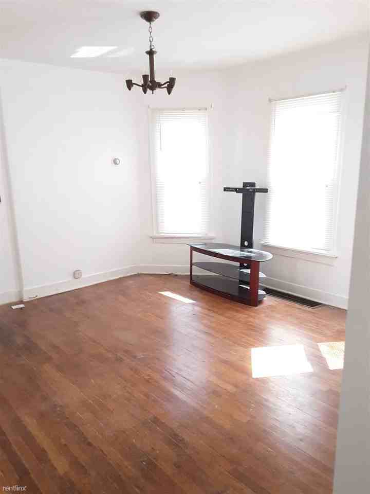 72 Broome St - Photo 2 of 7